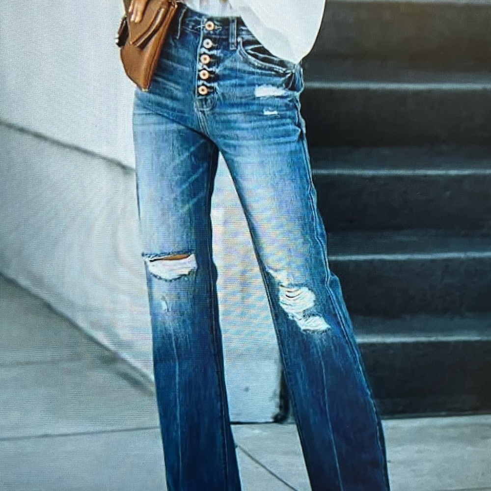 Porter High Rise Distressed 90’s flare denim. Perfect - new with tags.